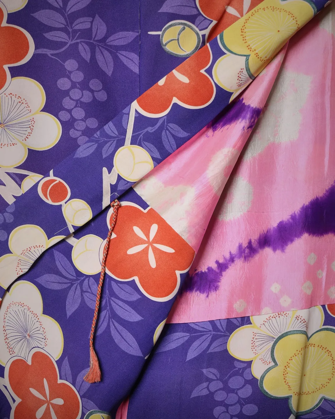 Purple haori with large multicoloured flowers — view 4