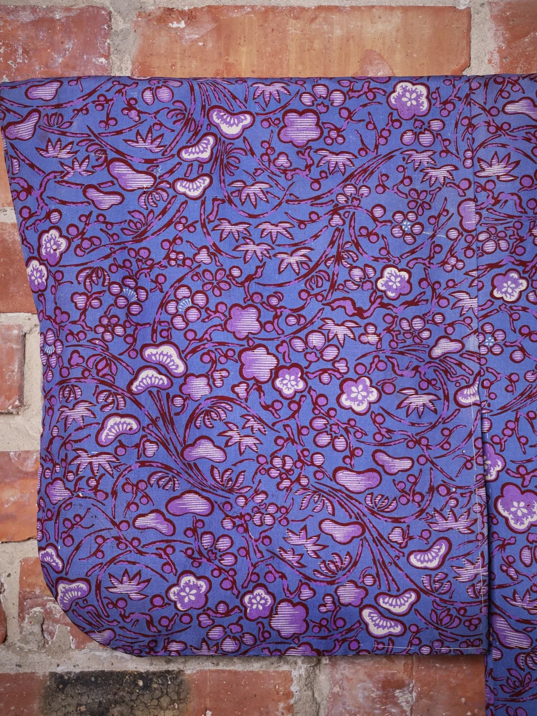 Lilac haori with a burgundy botanical pattern — view 2