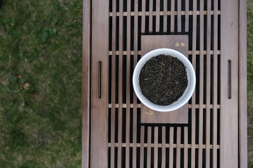 Organic Yunnan Red · Dian Hong — 1