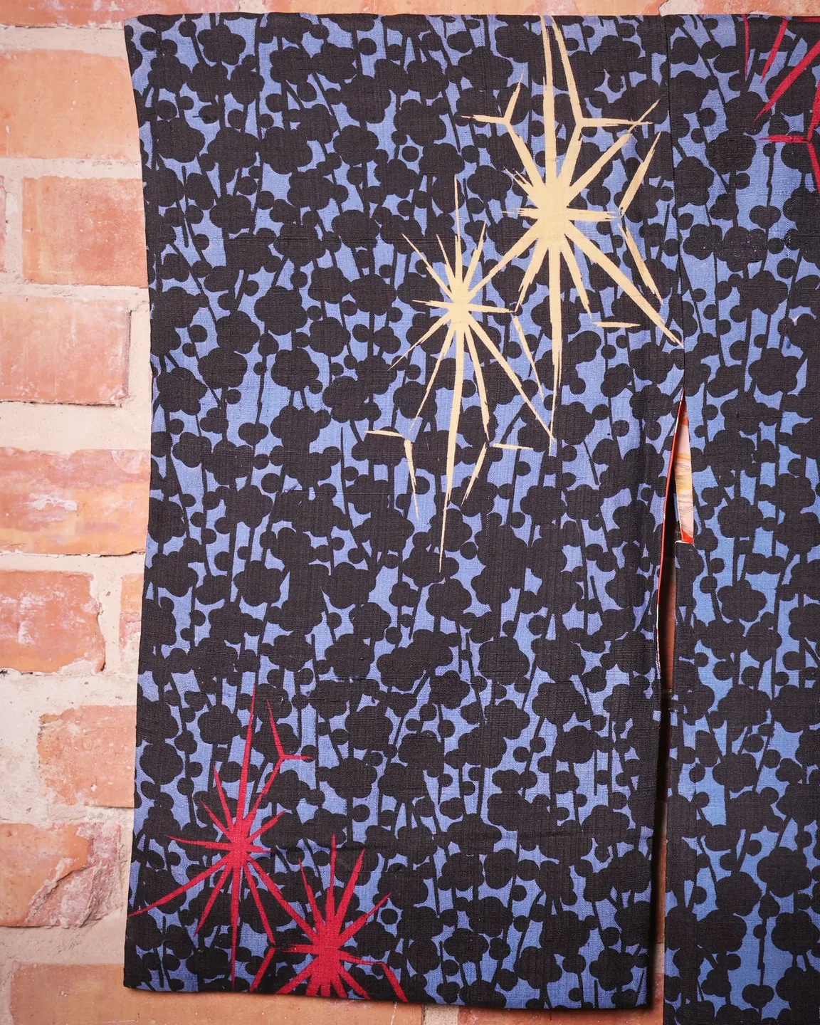Blue-black haori with star motifs — view 5