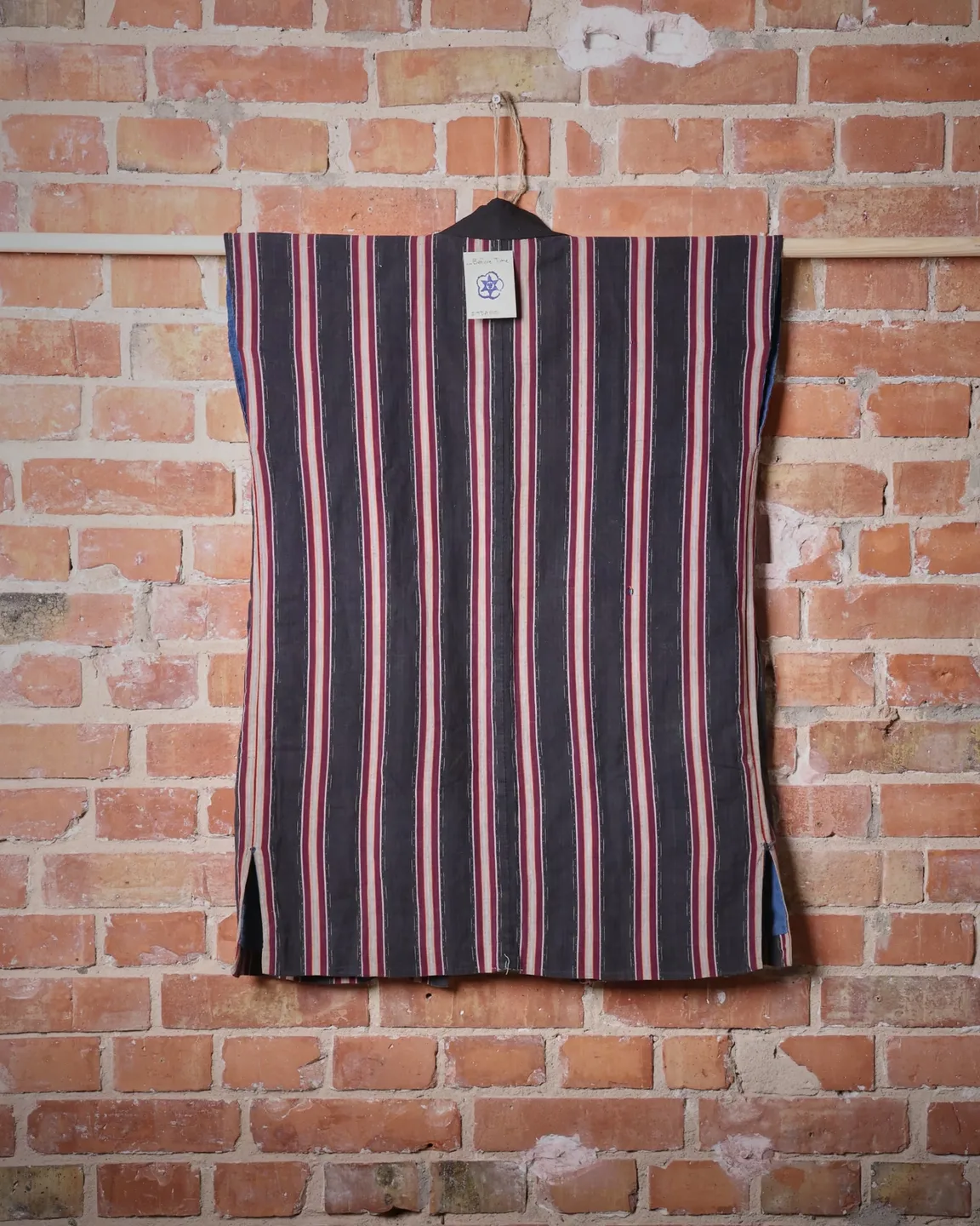 Indigo farmer’s vest with a striped interior — view 10
