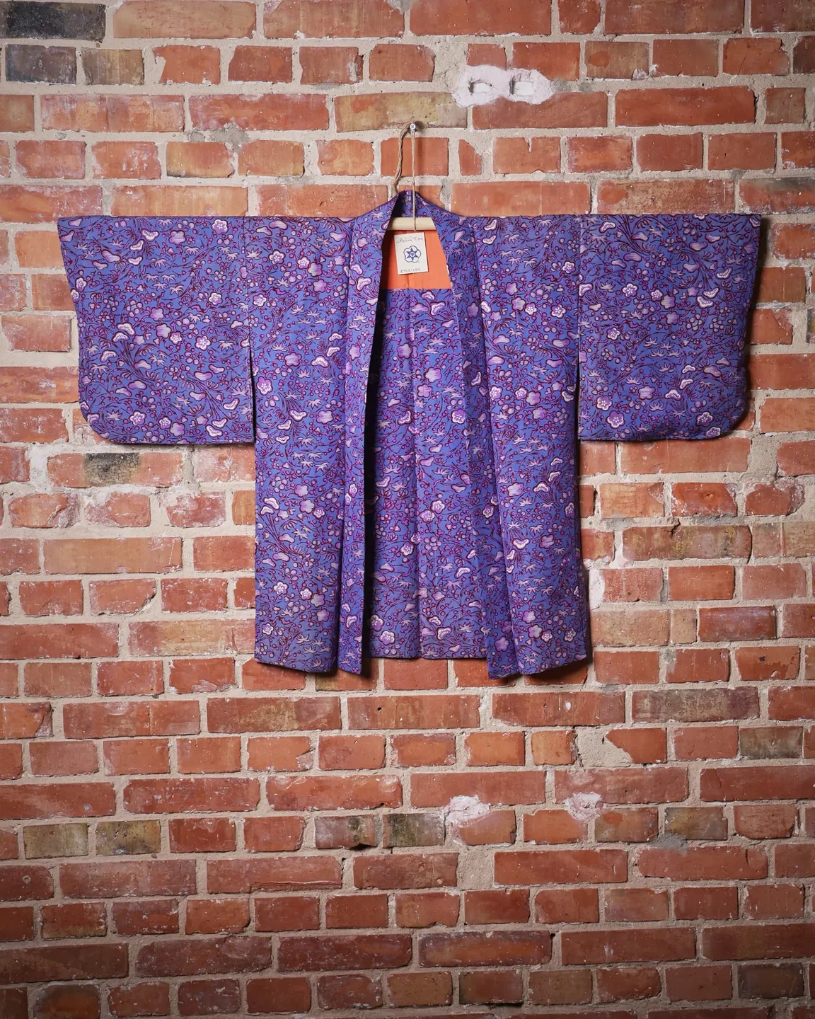 Lilac haori with a burgundy botanical pattern — view 1