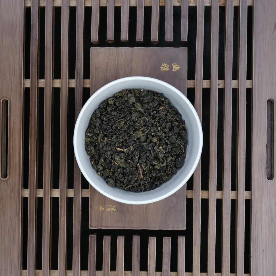 Aged Organic Dong Ding Oolong 2016 — 1