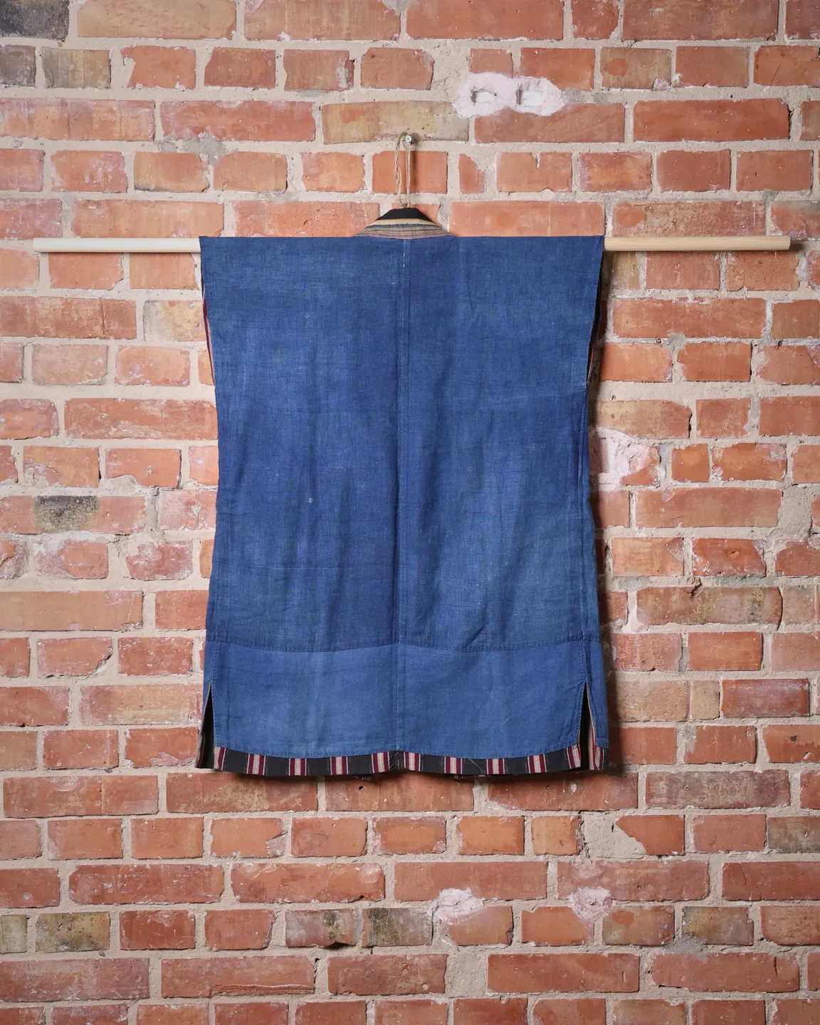 Indigo farmer’s vest with a striped interior — view 3
