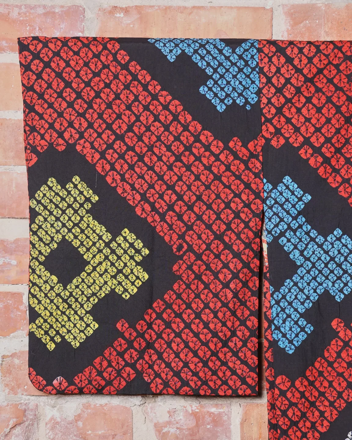 Red-black haori with colourful geometric motifs — view 6