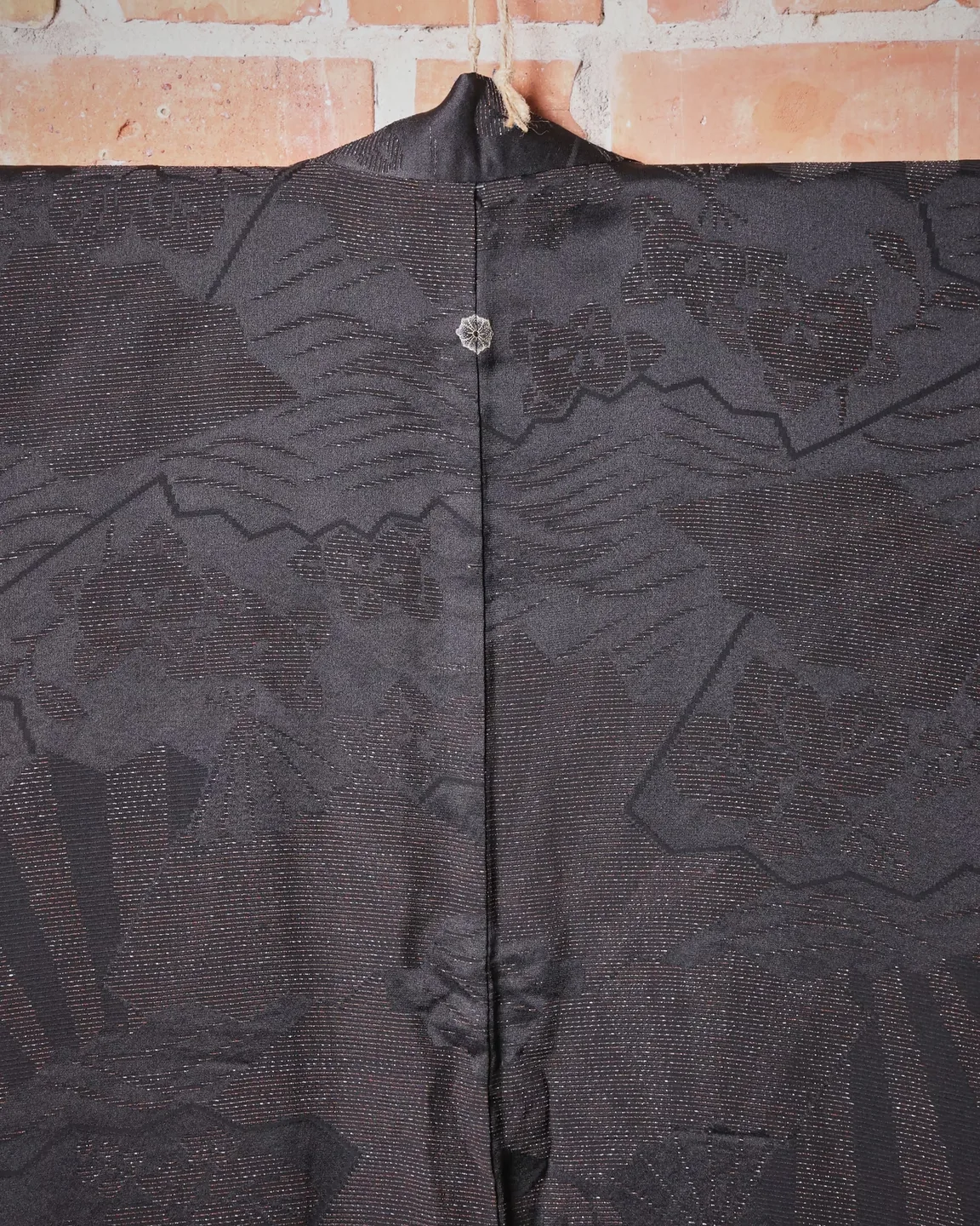 Black haori with a woven pattern and floral lining — view 4