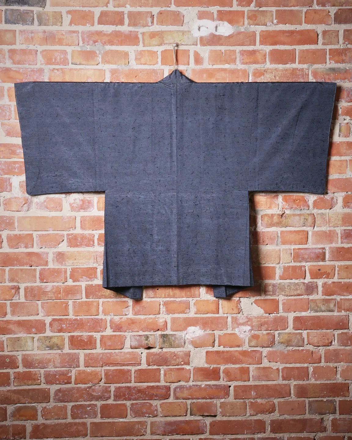 Grey-blue haori with a mountain landscape lining — view 5