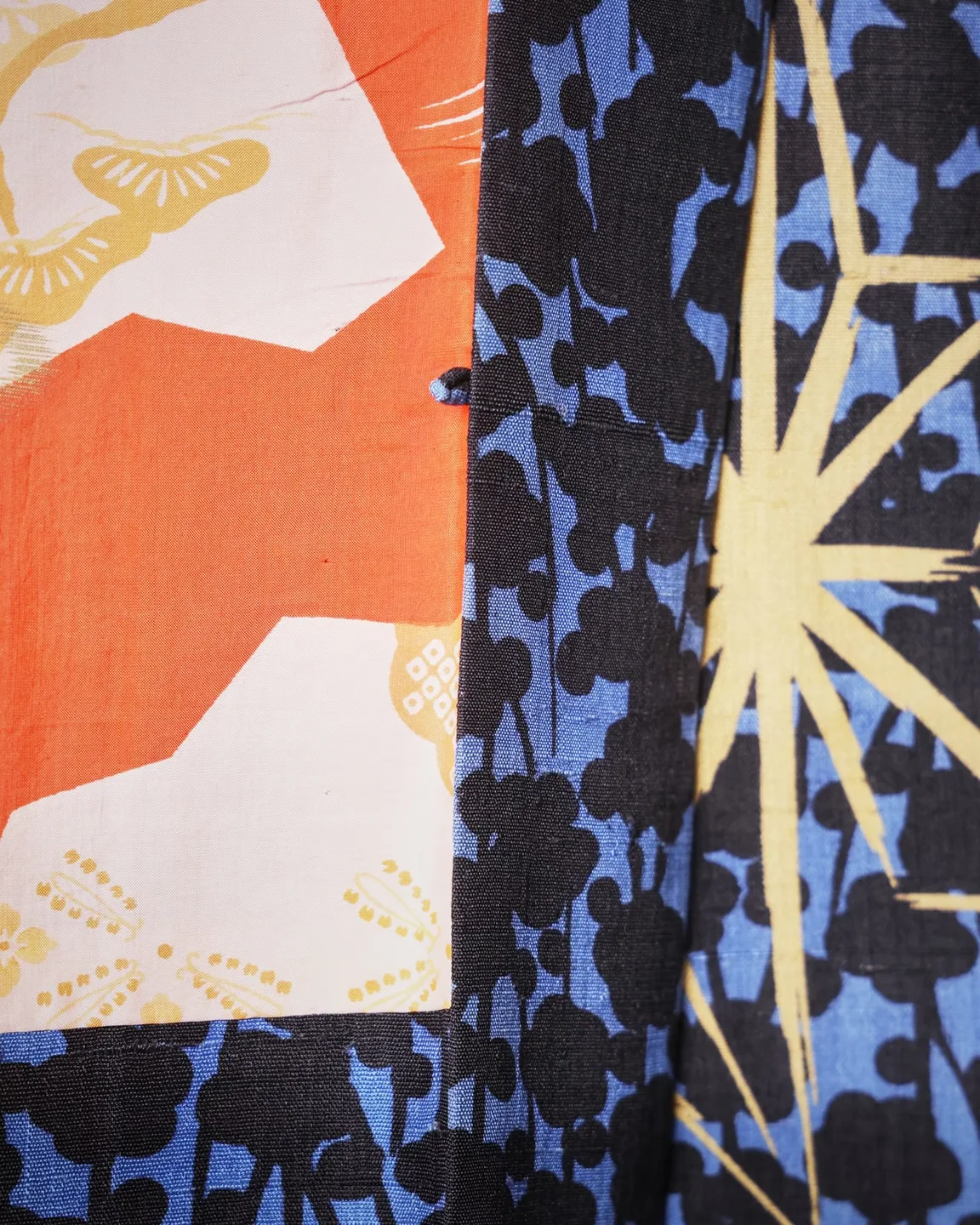 Blue-black haori with star motifs — view 9