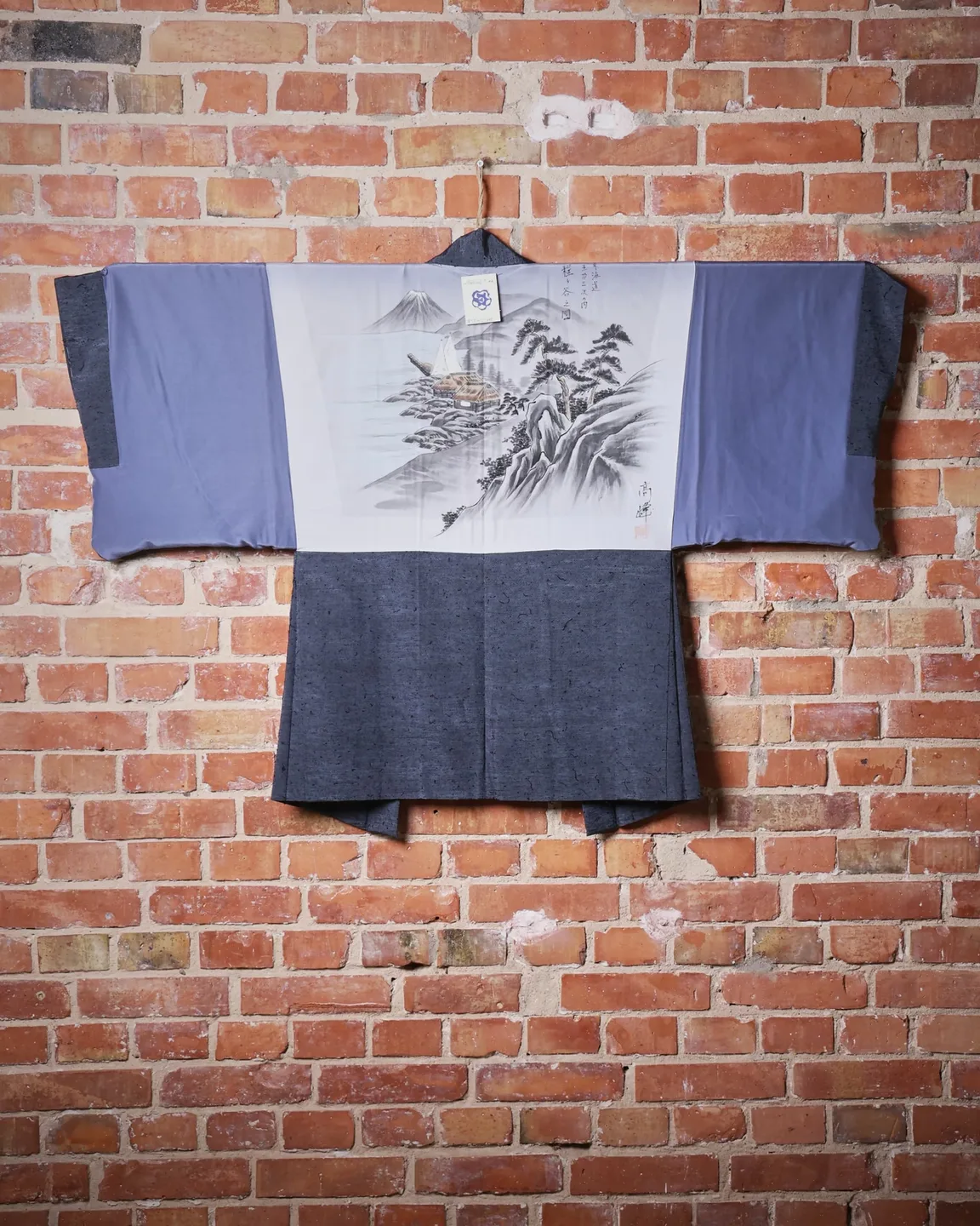 Grey-blue haori with a mountain landscape lining — view 7