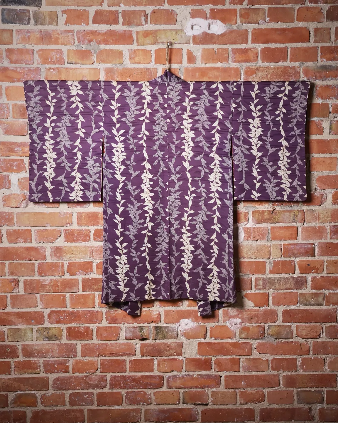 Plum haori with pale vertical leaves — view 4